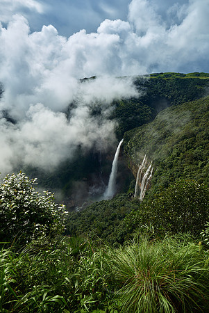 Cherrapunjii Falls II