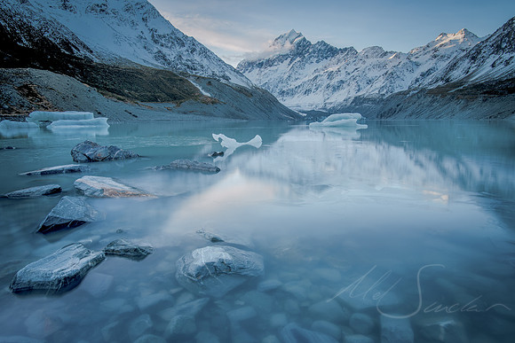Mt Cook : Hooker Lake